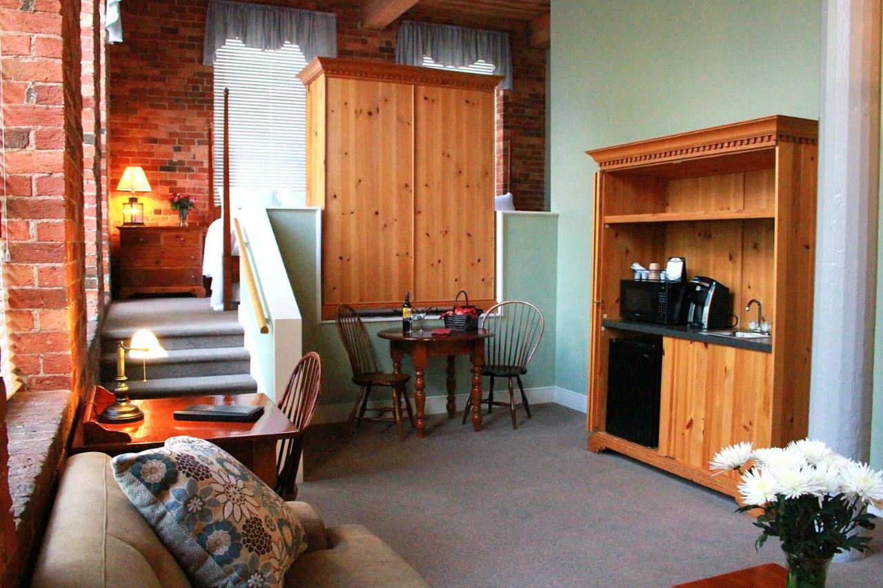 Superior studio suite with queen bed - non smoking at The Historic Brookstown Inn, Trademark Collection by Wyndham