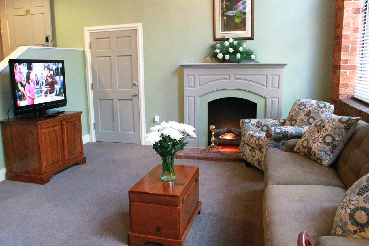 Superior studio suite with queen bed - non smoking at The Historic Brookstown Inn, Trademark Collection by Wyndham