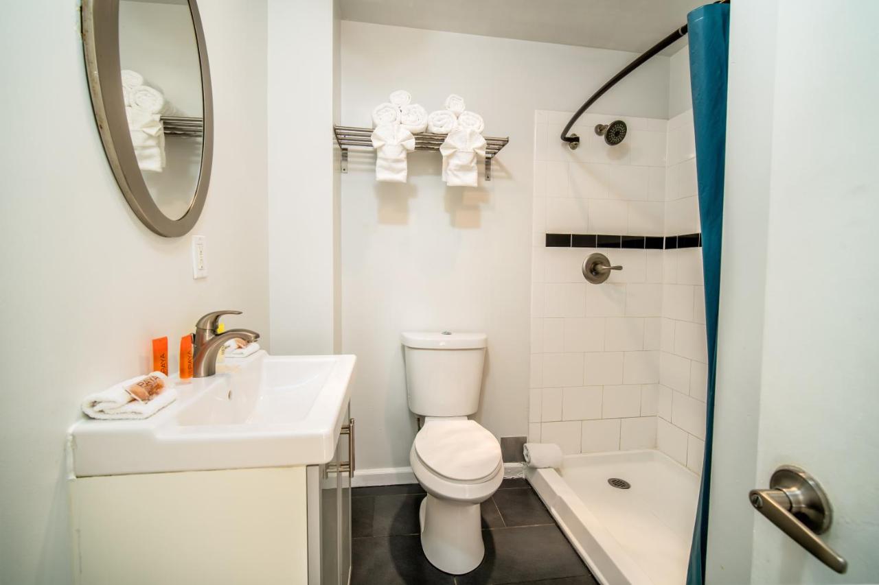 Large Oceanfront Studio at Air Venice on the Beach