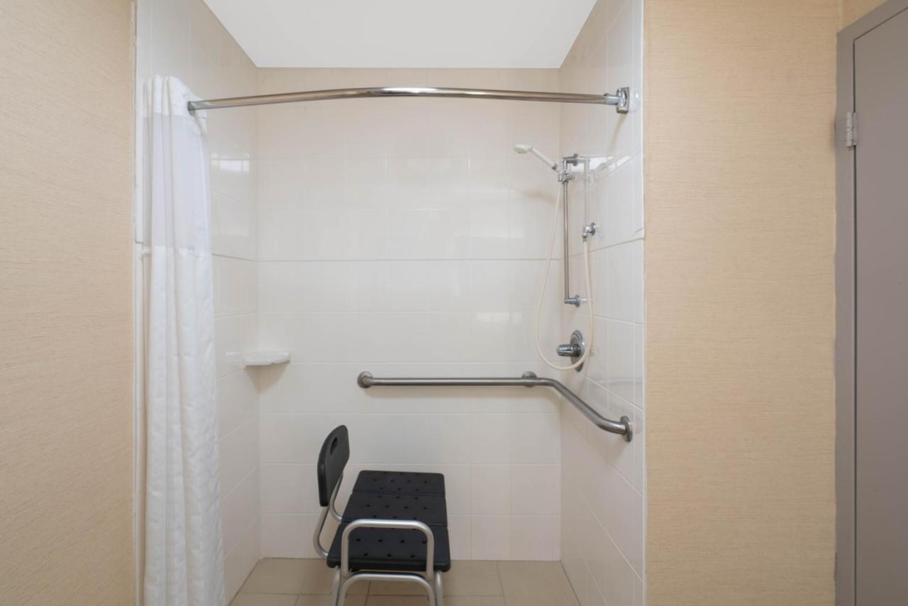 Queen Room with Two Queen Beds and Mobility/Hearing Access - Non-Smoking at Wingate by Wyndham Fletcher at Asheville Airport