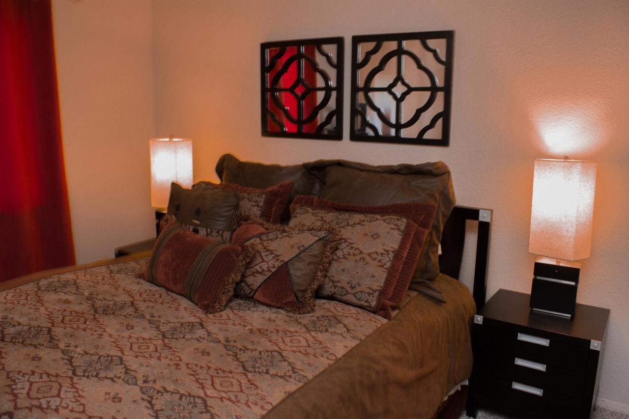 Deluxe Two-Bedroom Suite at Adobe Village Inn