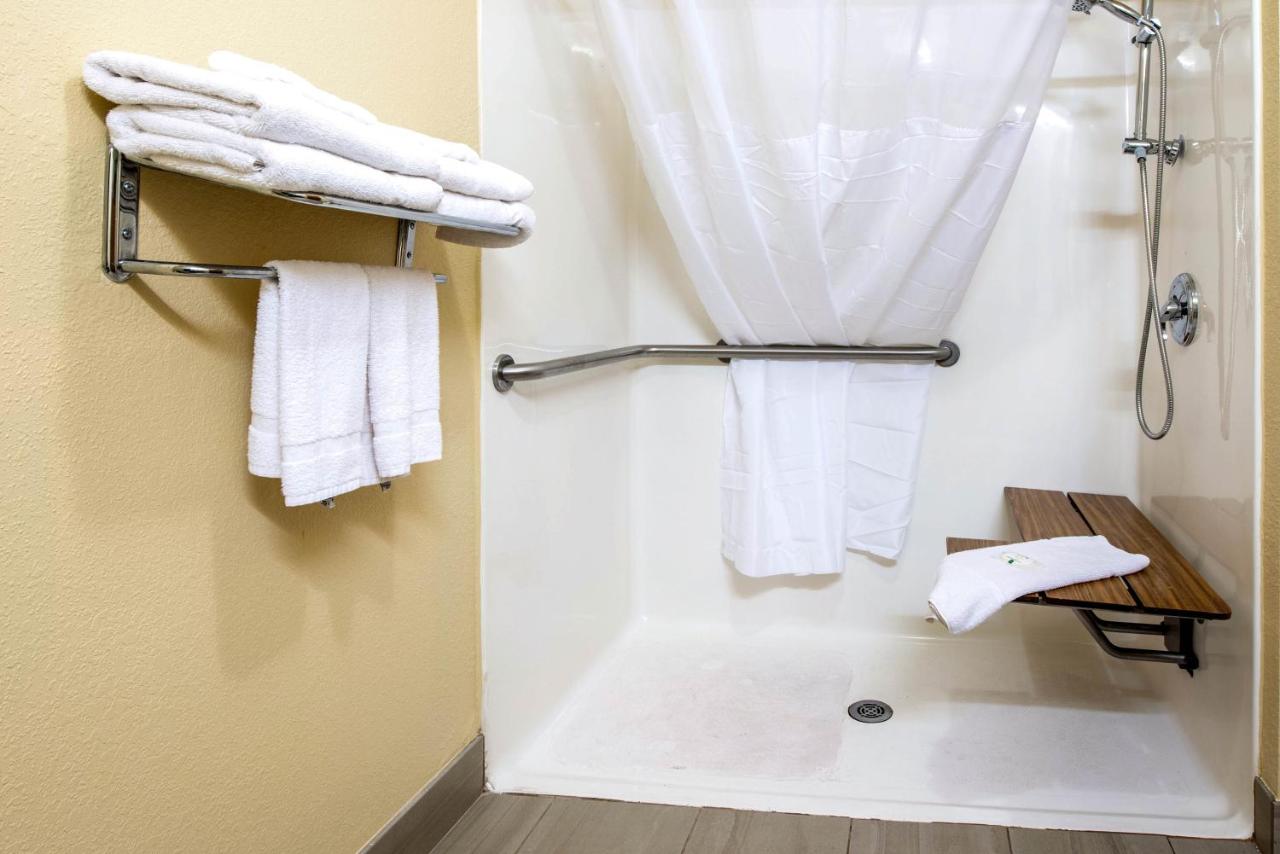 King Room - Accessible/Non-Smoking at Quality Inn & Suites