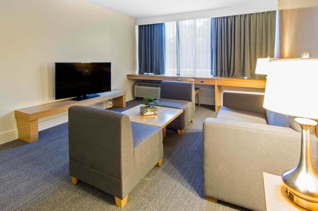 Queen Room with Two Queen Beds and Garden View - Non-Smoking at West Wing Hotel, an Ascend Hotel Collection Member