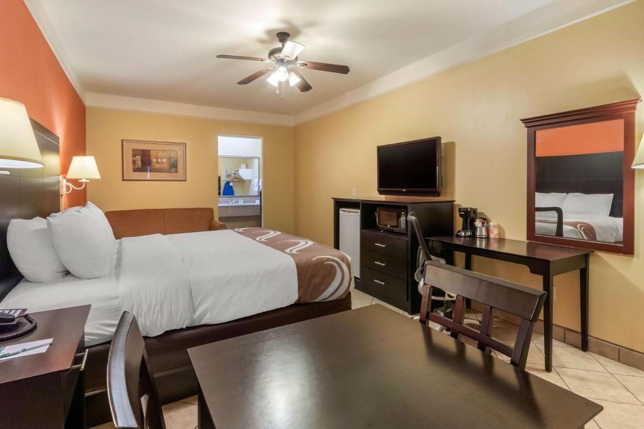 King Room - Non-Smoking at Quality Inn & Suites at The Outlets Mercedes/Weslaco