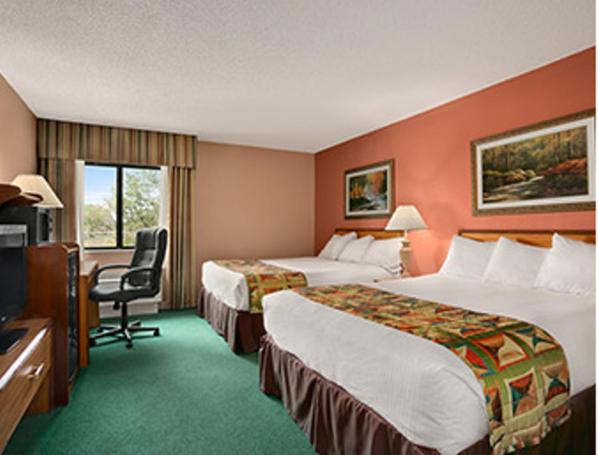 Deluxe Queen Room with Two Queen Beds - Non-Smoking at Baymont by Wyndham Sullivan