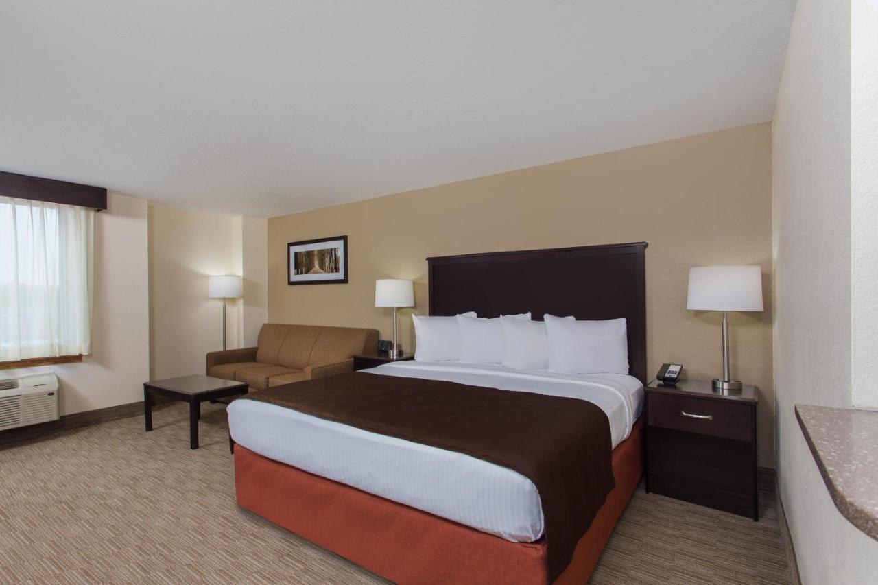 Superior King Room - Non-Smoking at AmericInn by Wyndham Janesville