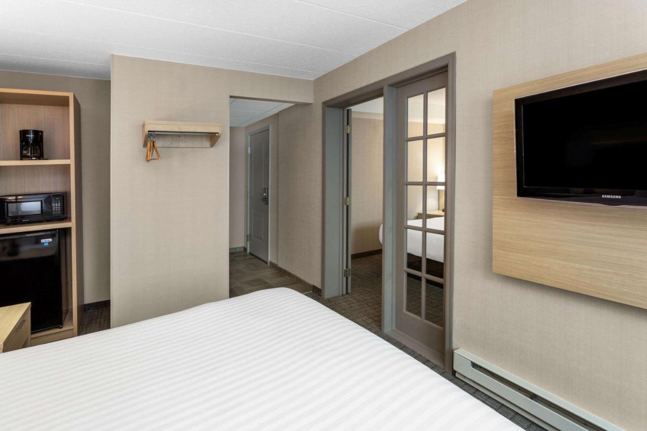 Studio Suite with Two Queen Beds - Non-Smoking at Days Inn & Suites by Wyndham Duluth by the Mall