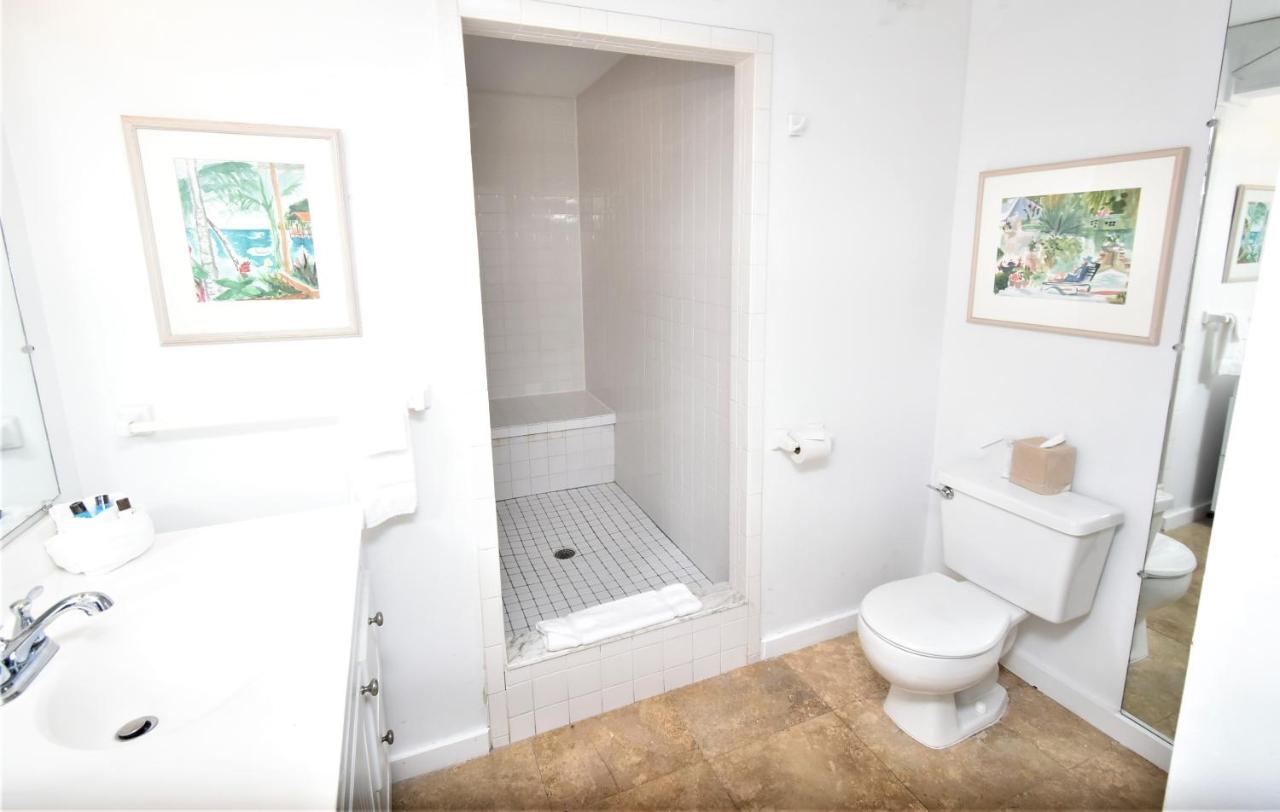 Premier Suite at Simonton Court Historic Inn & Cottages