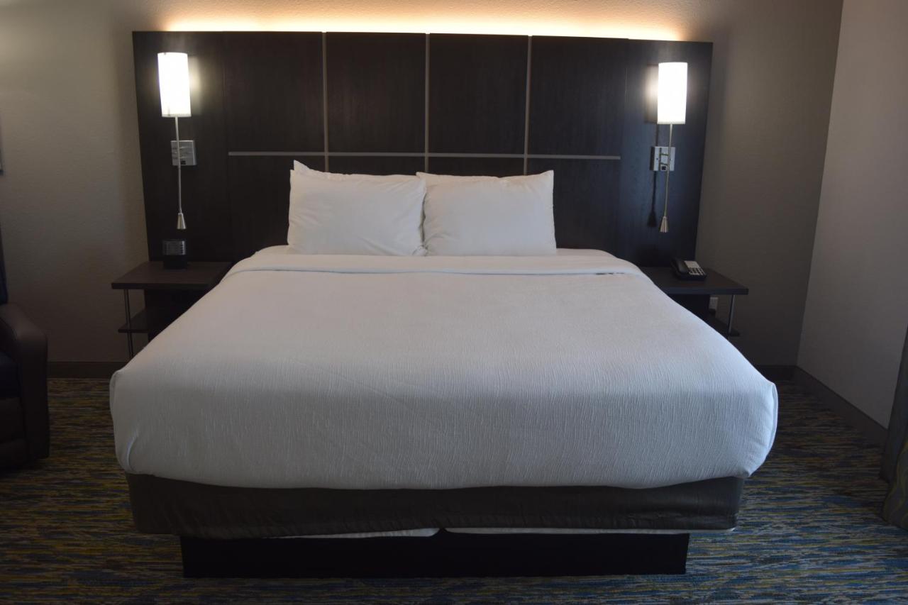 King Studio Suite - Hearing Accessible/Non-Smoking at Candlewood Suites Nashville - Metro Center, an IHG Hotel
