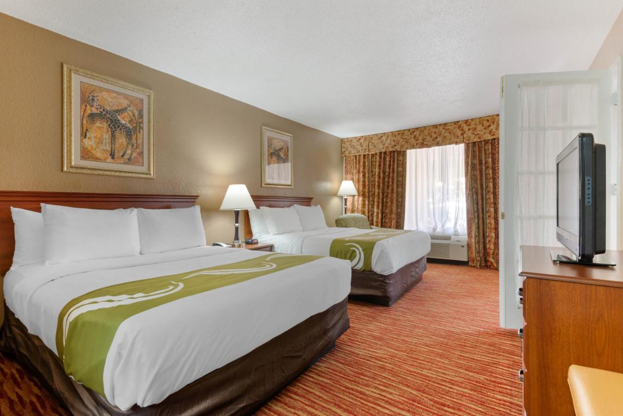 Queen Suite with Sofa Bed - Non-Smoking at Quality Inn & Suites Conference Center
