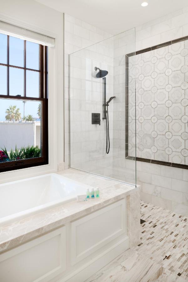 Philip Knight Suite at Hotel Atwater
