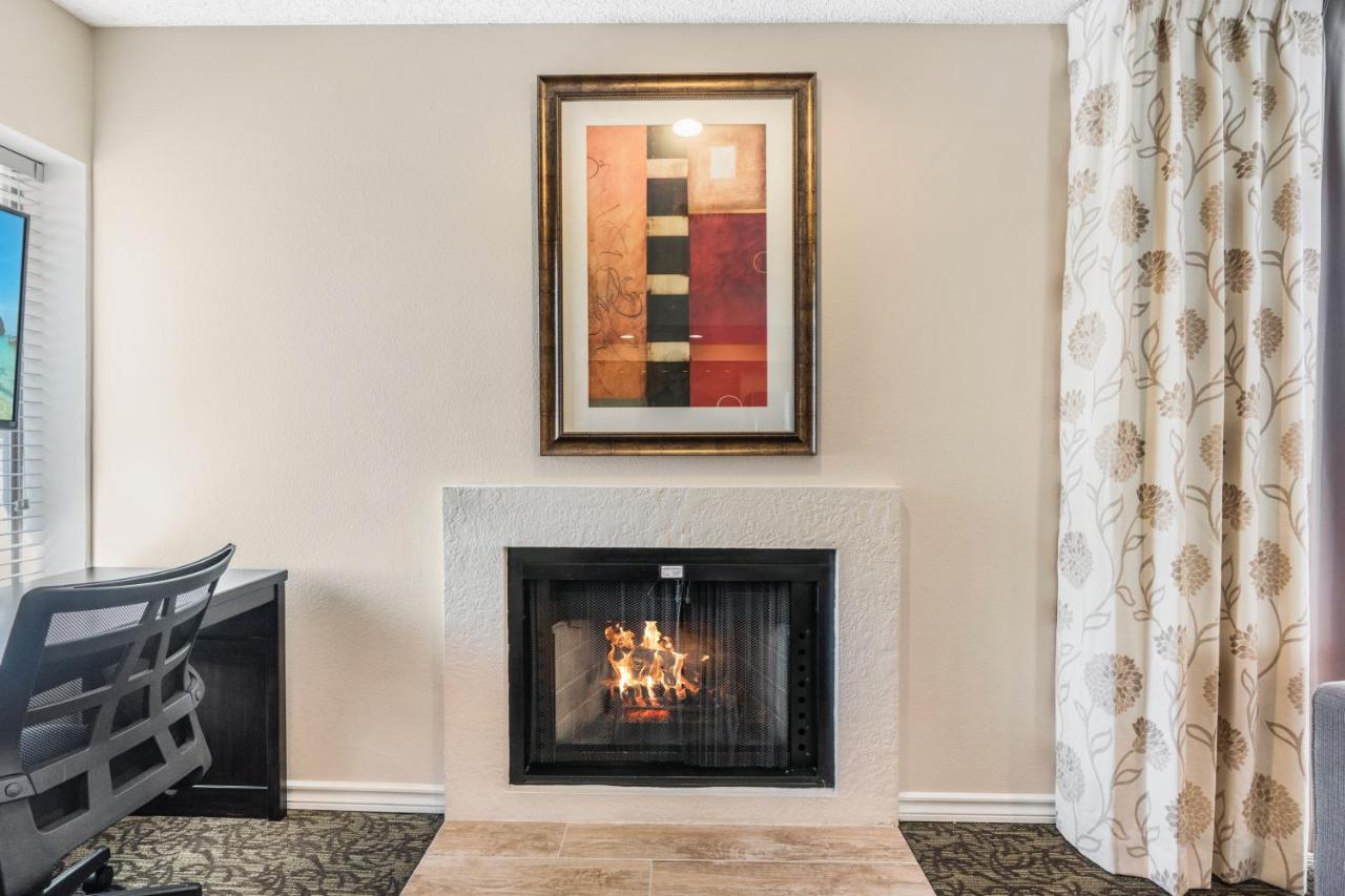 Two-Bedroom Suite at Chase Suite Hotel El Paso