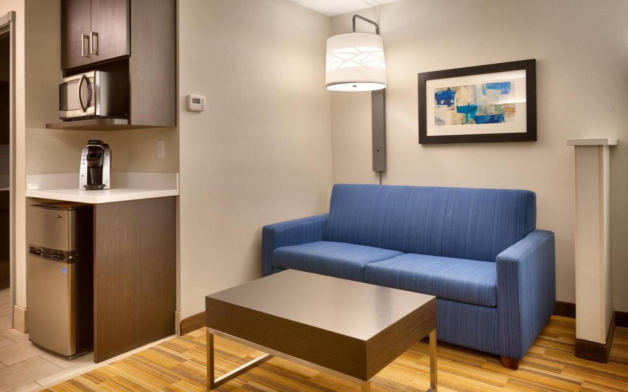 Executive King Suite at Holiday Inn Express Hotel & Suites El Paso I-10 East by IHG