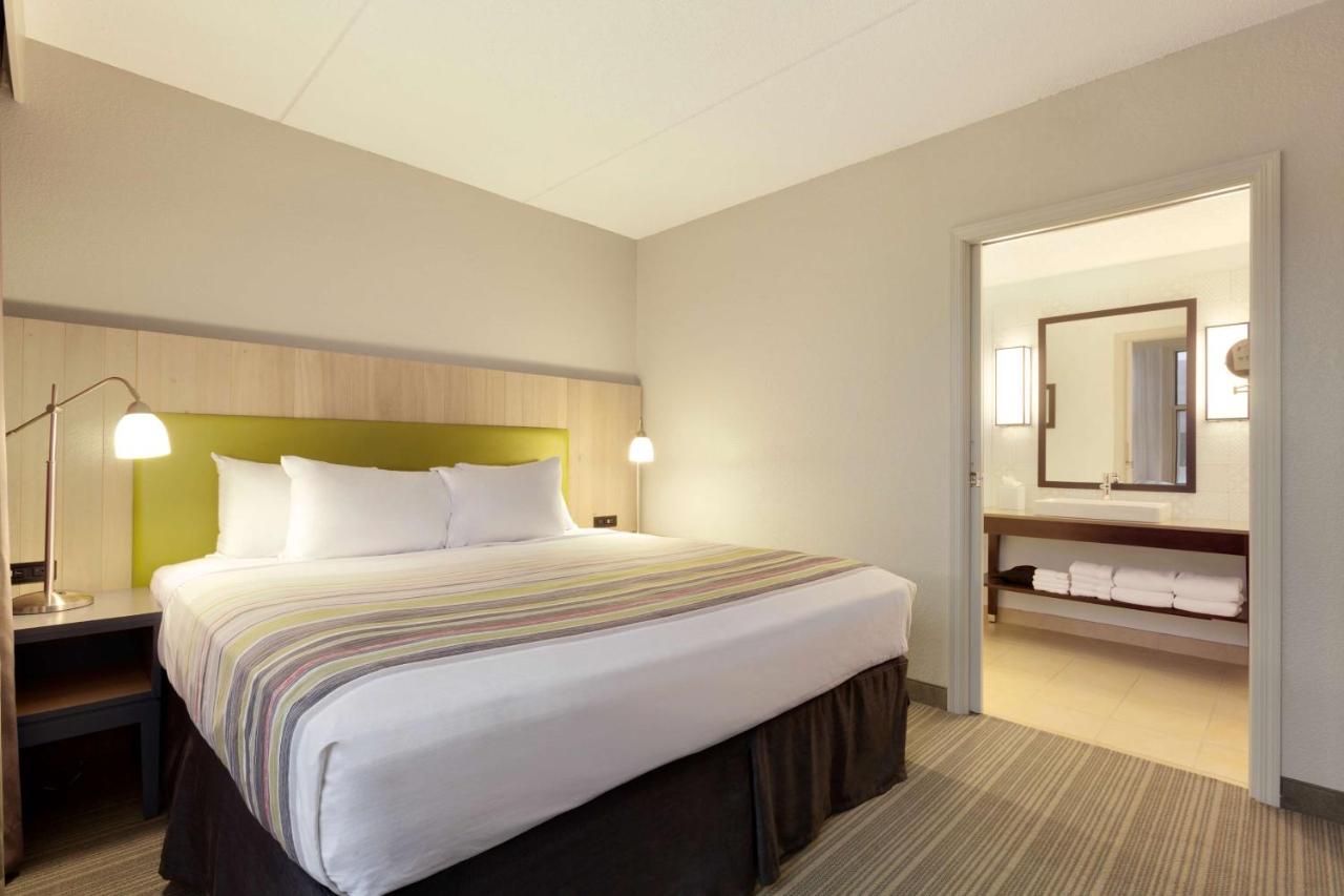 Premium King Suite - Non-Smoking at Country Inn & Suites by Radisson, Bloomington at Mall of America, MN
