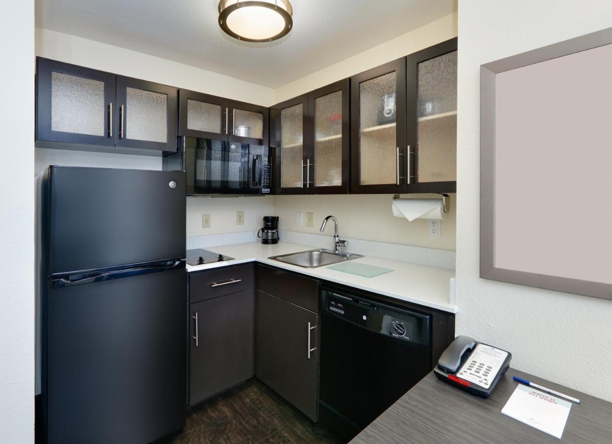 Queen Studio - Non-Smoking at Candlewood Suites Market Center, an IHG Hotel