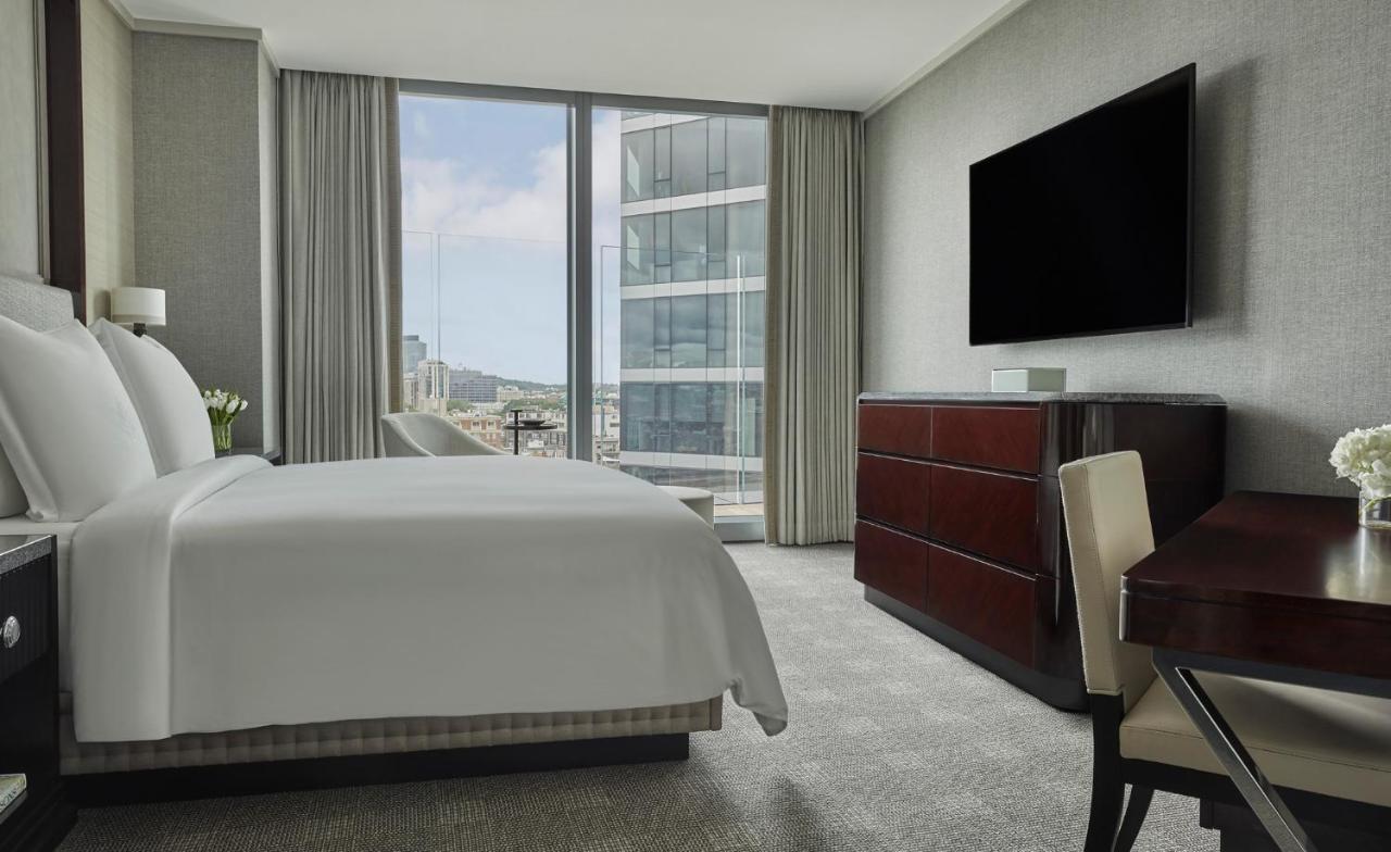 Cambridge King Suite at Four Seasons Hotel One Dalton Street, Boston