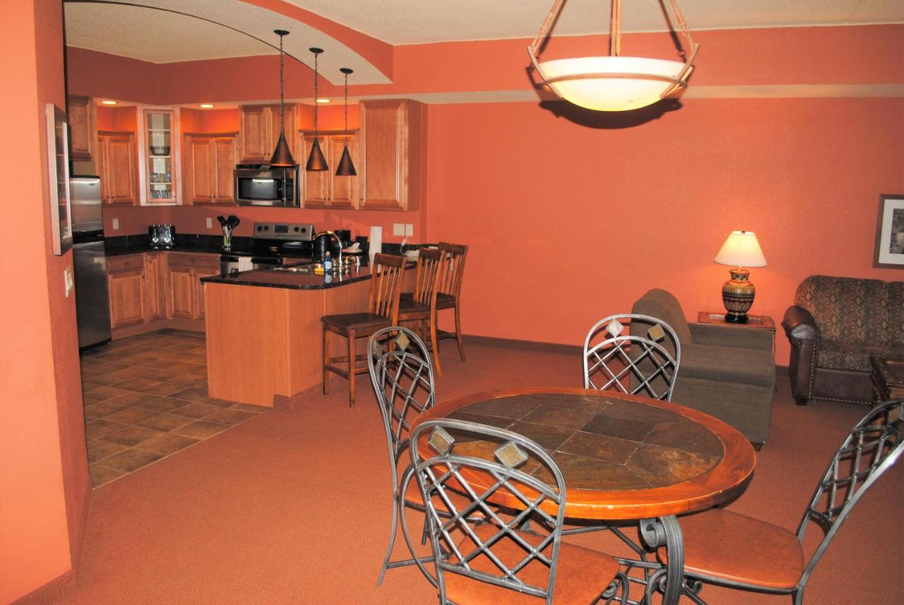 Three-Bedroom Apartment at Wisconsin Dells Area Condominiums