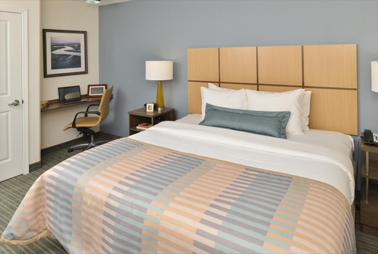 King Room - Mobility Access Tub/Non-Smoking at Candlewood Suites Houma, an IHG Hotel