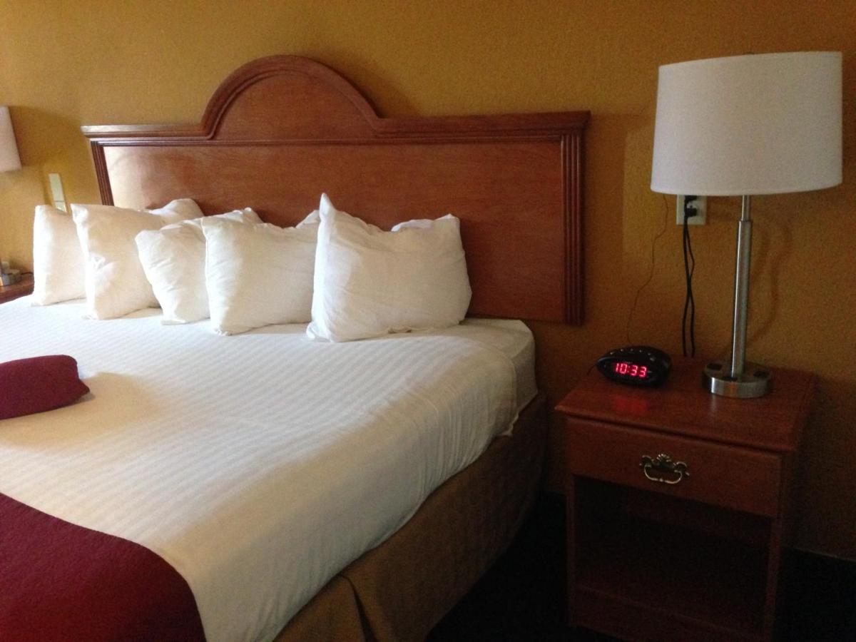 King Room - Disability Access/Non-Smoking at Baymont by Wyndham Albany