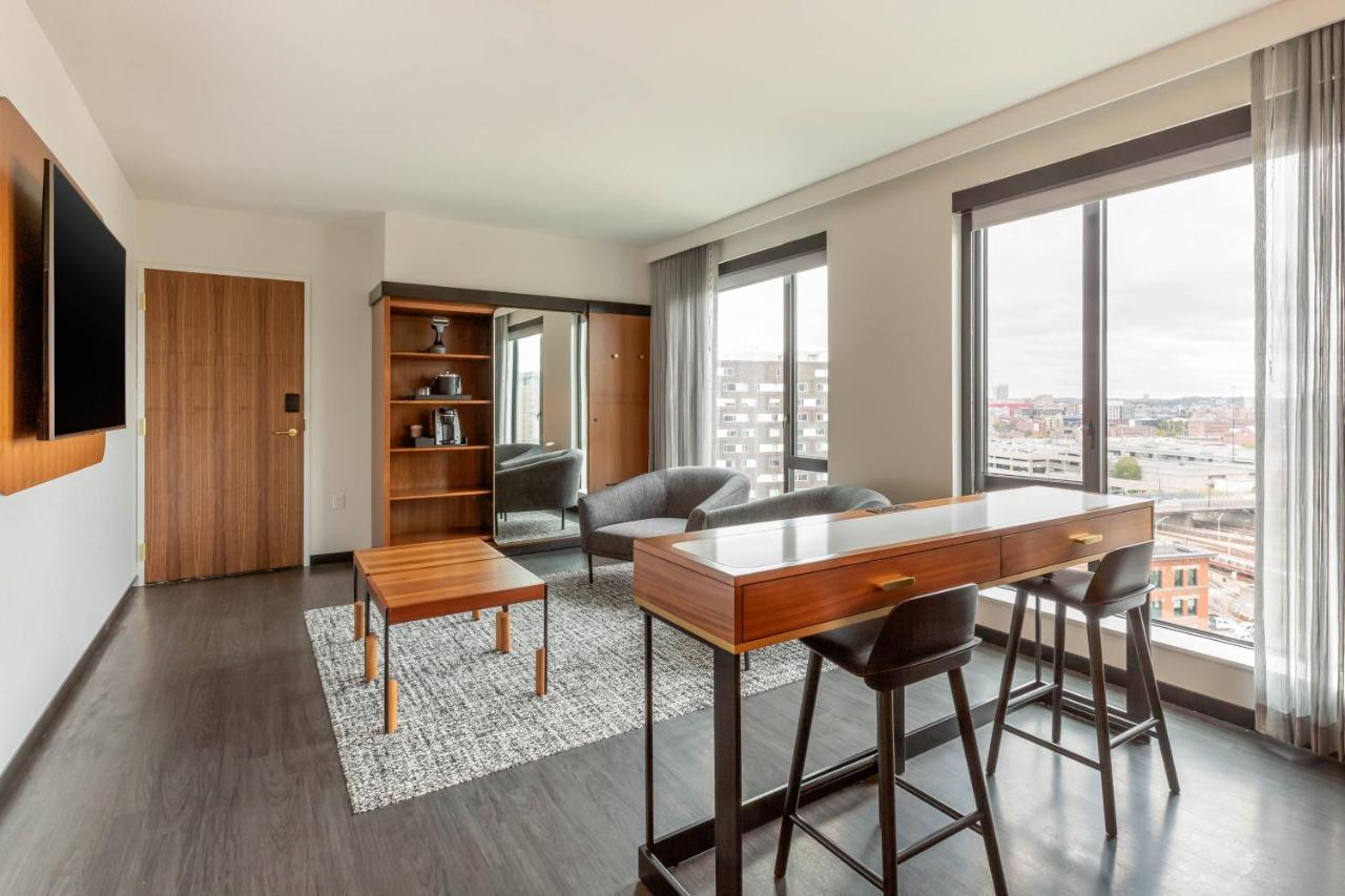 King Suite - Non-Smoking at Cambria Hotel Boston Downtown - Seaport
