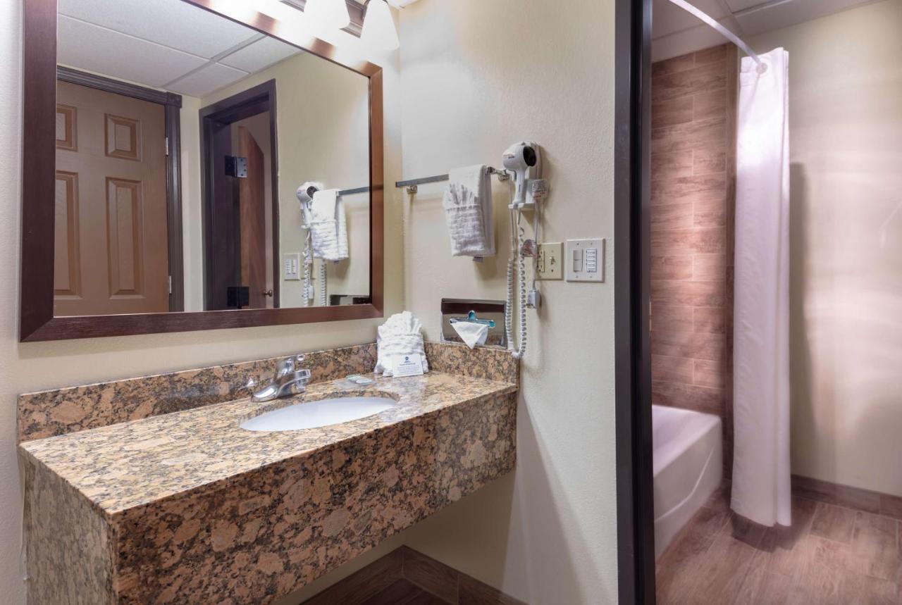  | Best Western Wichita North