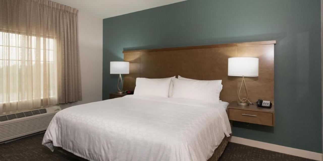 One-Bedroom Suite Accessible Roll-in Shower - Non-Smoking at Staybridge Suites Houston East - Baytown by IHG