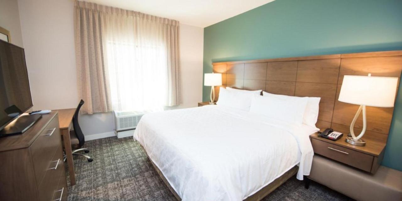 One Bedroom Suite - Hearing Access - Non-Smoking at Staybridge Suites Houston East - Baytown by IHG