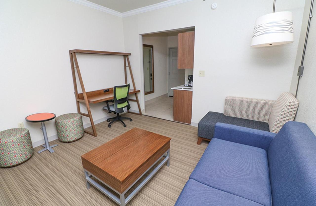 King Suite - Non-Smoking at Holiday Inn Express Hotel & Suites Greenville by IHG