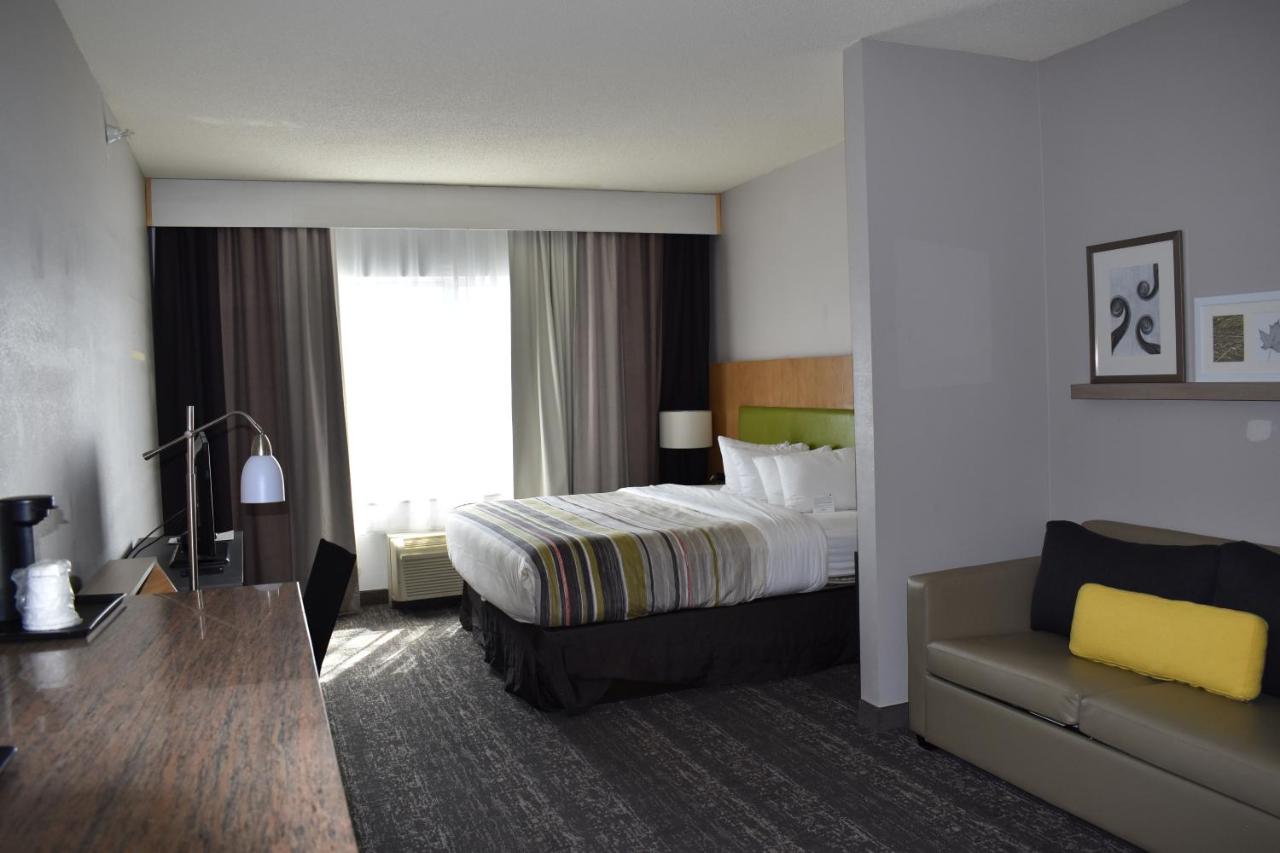 King Room with Sofa Bed - Non-Smoking at Country Inn & Suites by Radisson, Hagerstown, MD