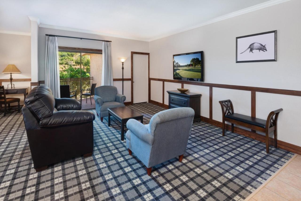 King Suite at Tapatio Springs Hill Country Resort