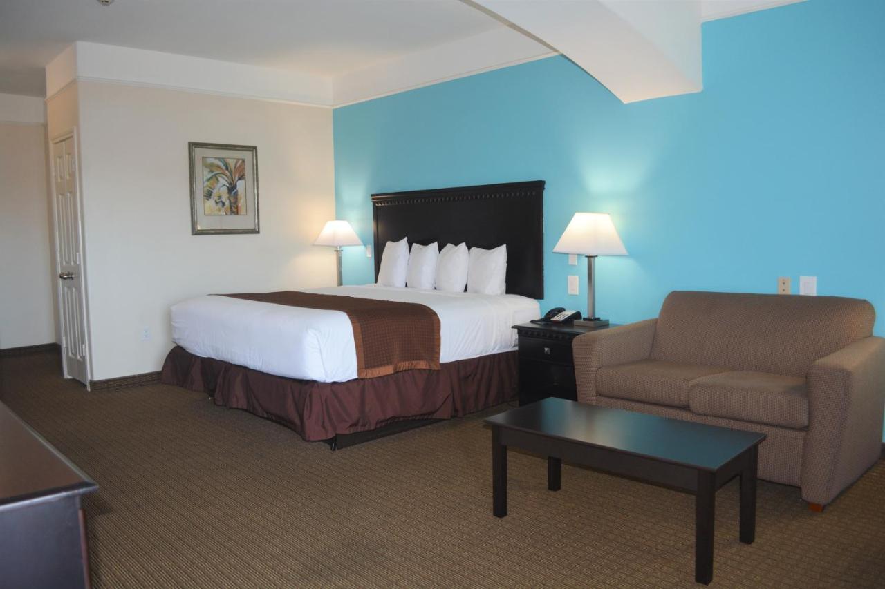 King Studio Suite - Non-Smoking at Baymont by Wyndham Galveston