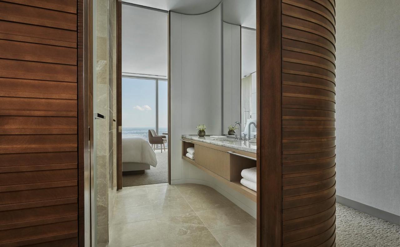 Grand Cityscape Room Double at Four Seasons Hotel Philadelphia at Comcast Center