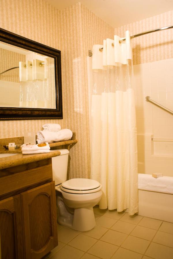 King Suite with Sofa Bed at Borrego Springs Resort & Spa
