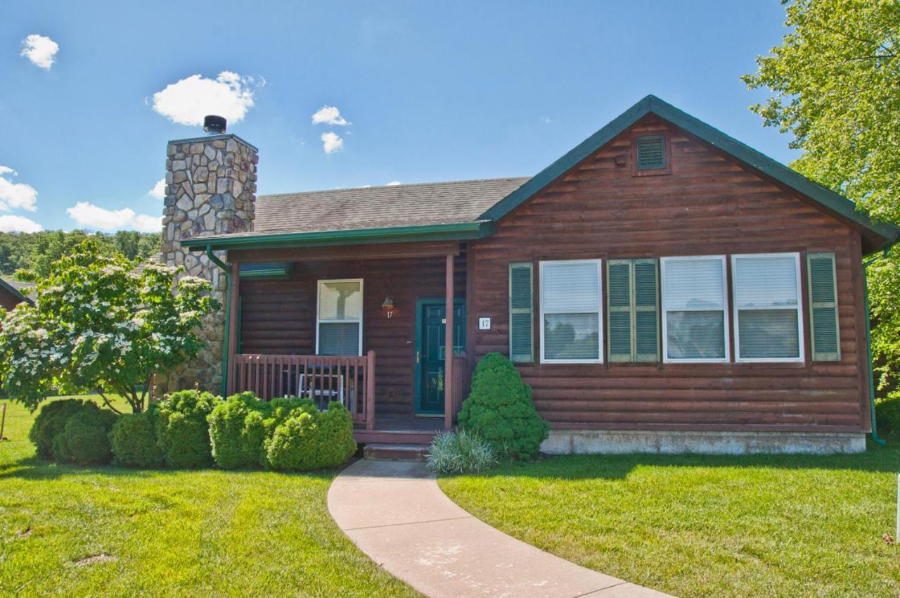 Two-Bedroom House at The Lodge at Old Kinderhook Golf Resort