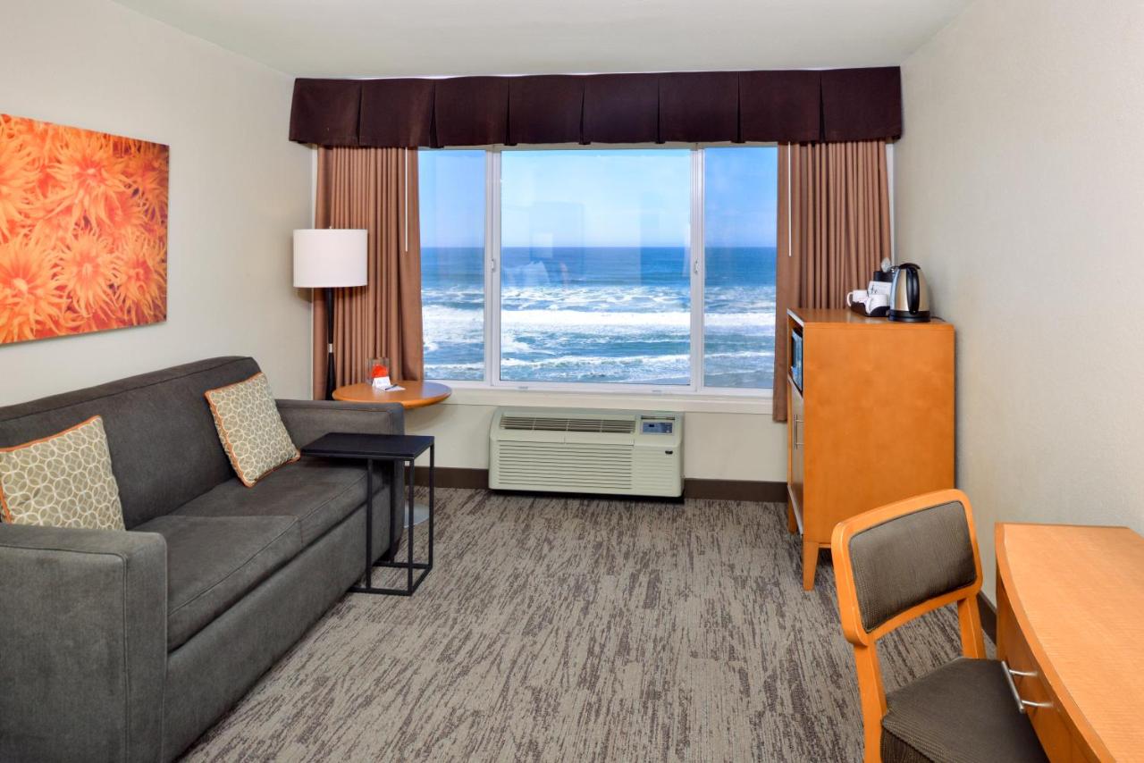 King Studio with Sofa Bed at The Coho Oceanfront Lodge