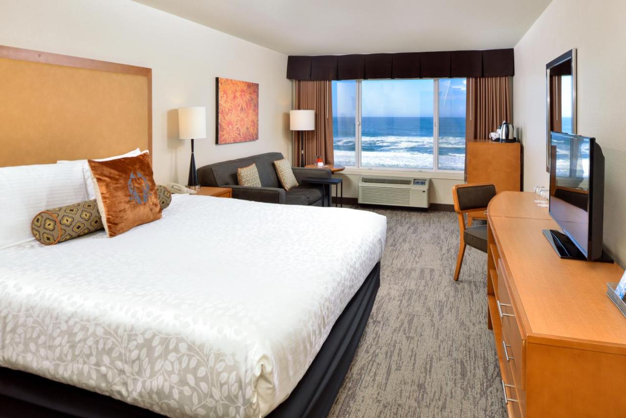 King Studio with Sofa Bed at The Coho Oceanfront Lodge