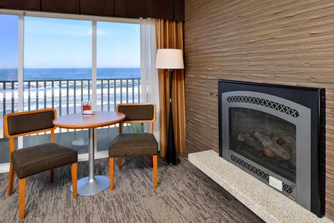 | The Coho Oceanfront Lodge