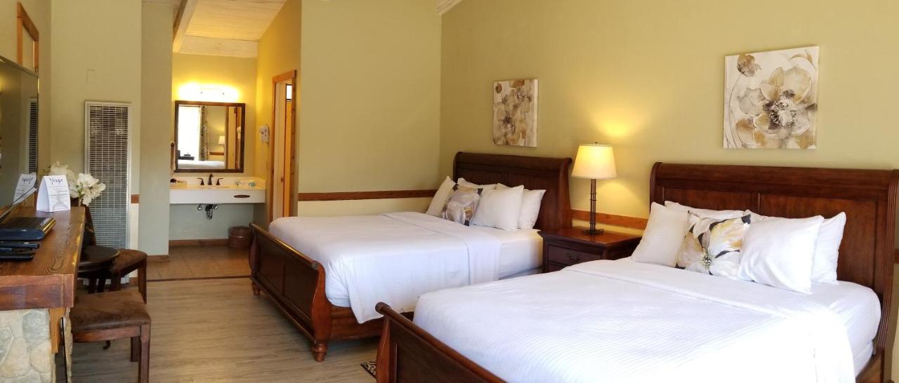 Deluxe Double Room with Bath at Carmel Valley Lodge and Resort