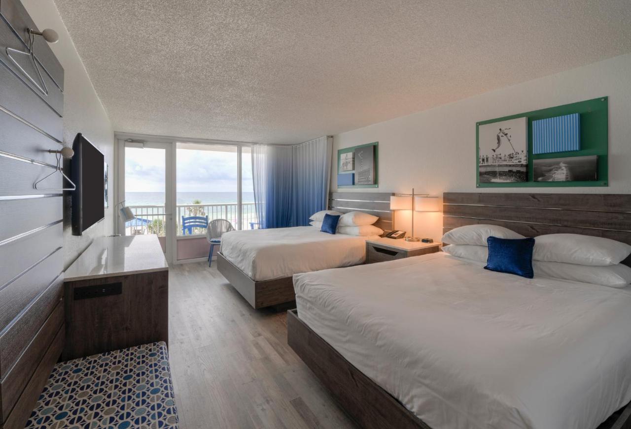 Gulf Front Two Queen Beds at The Island Resort at Fort Walton Beach
