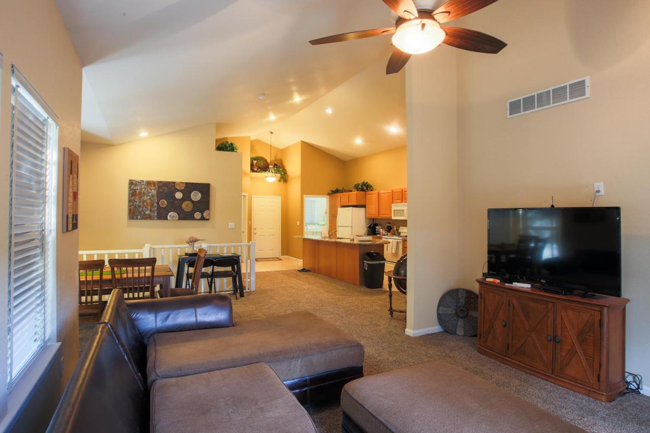 Three-Bedroom House at The Lodge at Old Kinderhook Golf Resort