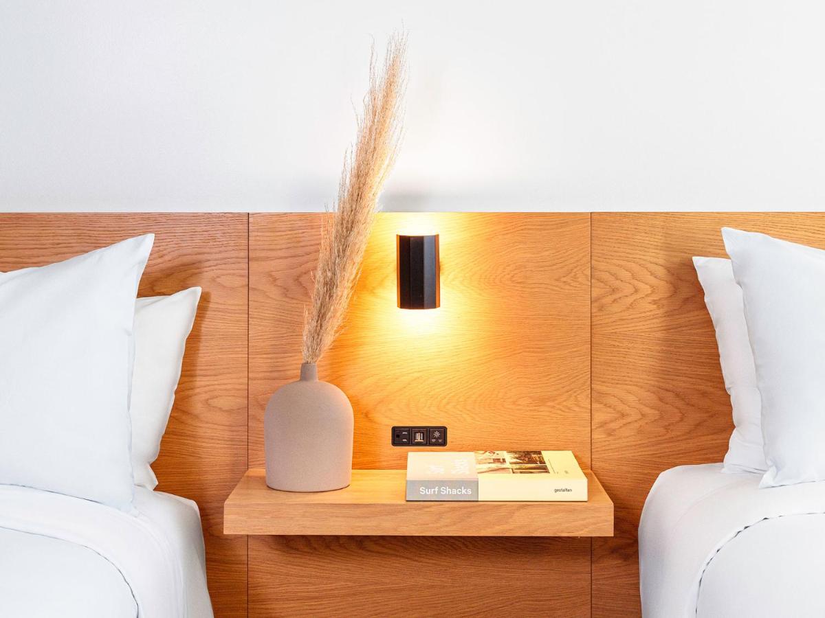 Spacious Double Queen at Hotel June West L.A., a Member of Design Hotels