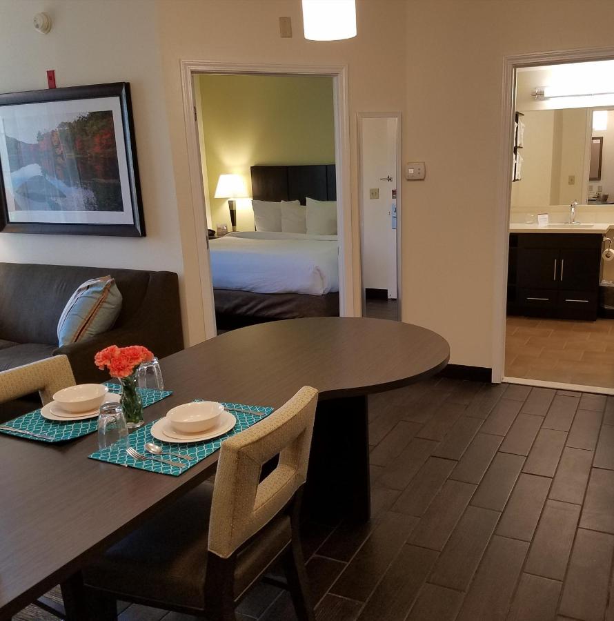 King Suite at Candlewood Suites East Syracuse - Carrier Circle, an IHG Hotel