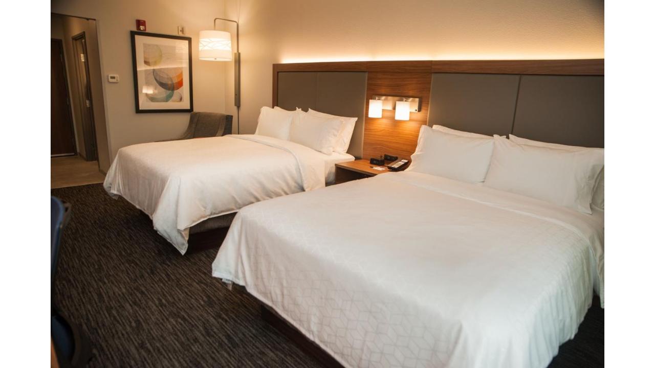 Queen Room with Two Queen Beds at Holiday Inn Express & Suites Norfolk by IHG