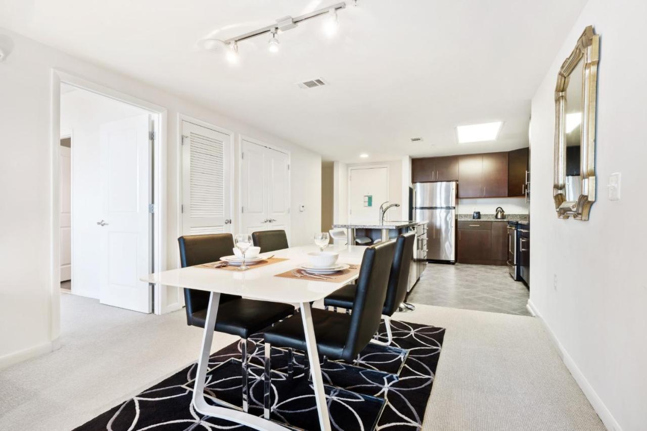 Two-Bedroom Apartment at Global Luxury Suites at The Convention Center