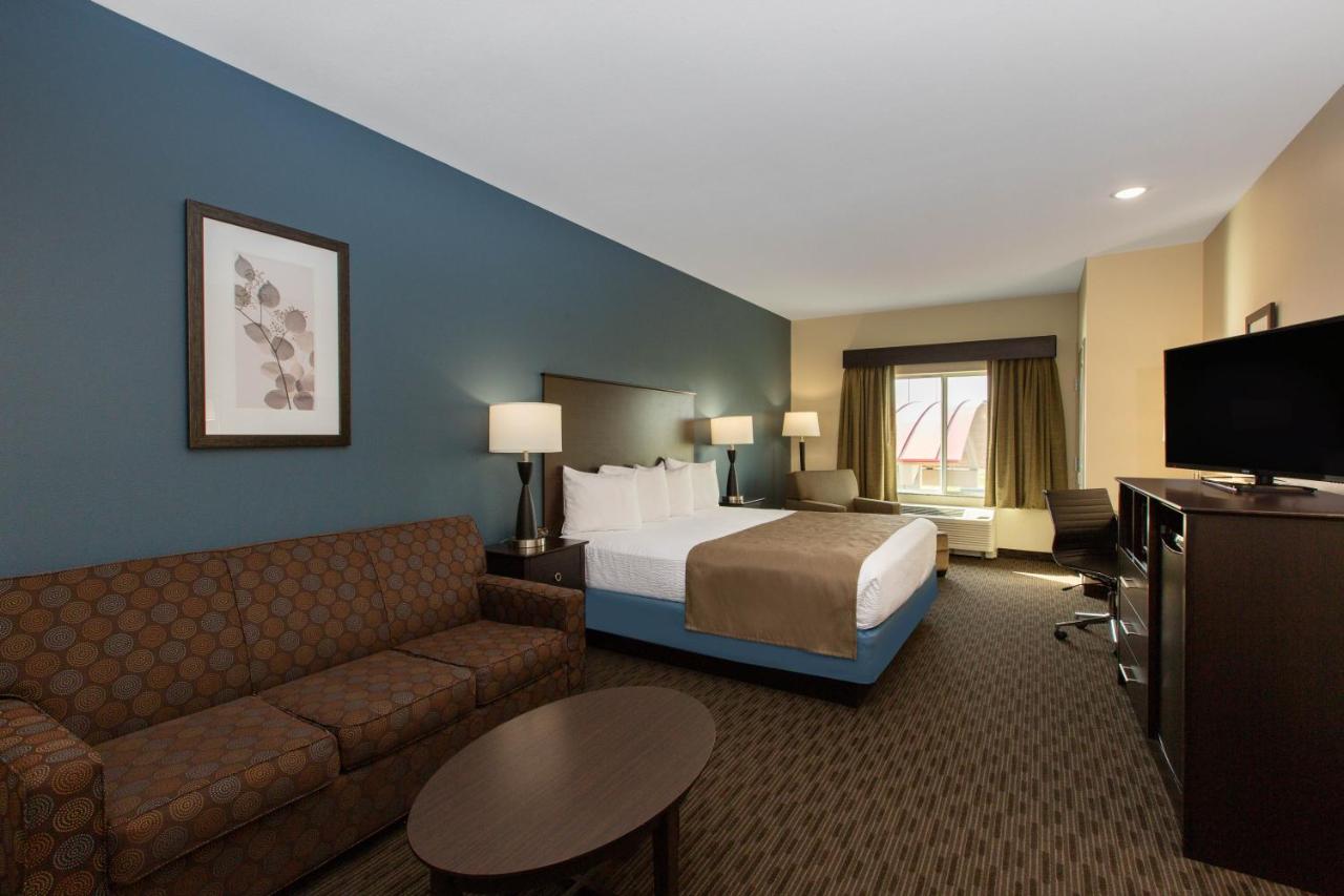 King Room - Mobility Access/Non-Smoking at AmericInn by Wyndham Sioux Falls North