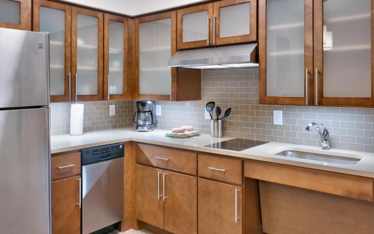 Studio Queen Suite - Non-Smoking at Staybridge Suites Lehi - Traverse Ridge Center by IHG