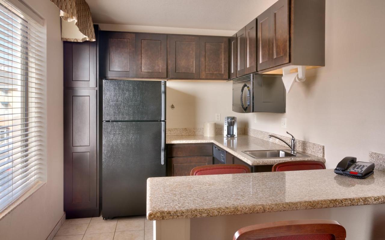 Superior King Suite at Holiday Inn Express & Suites Orem-North Provo by IHG