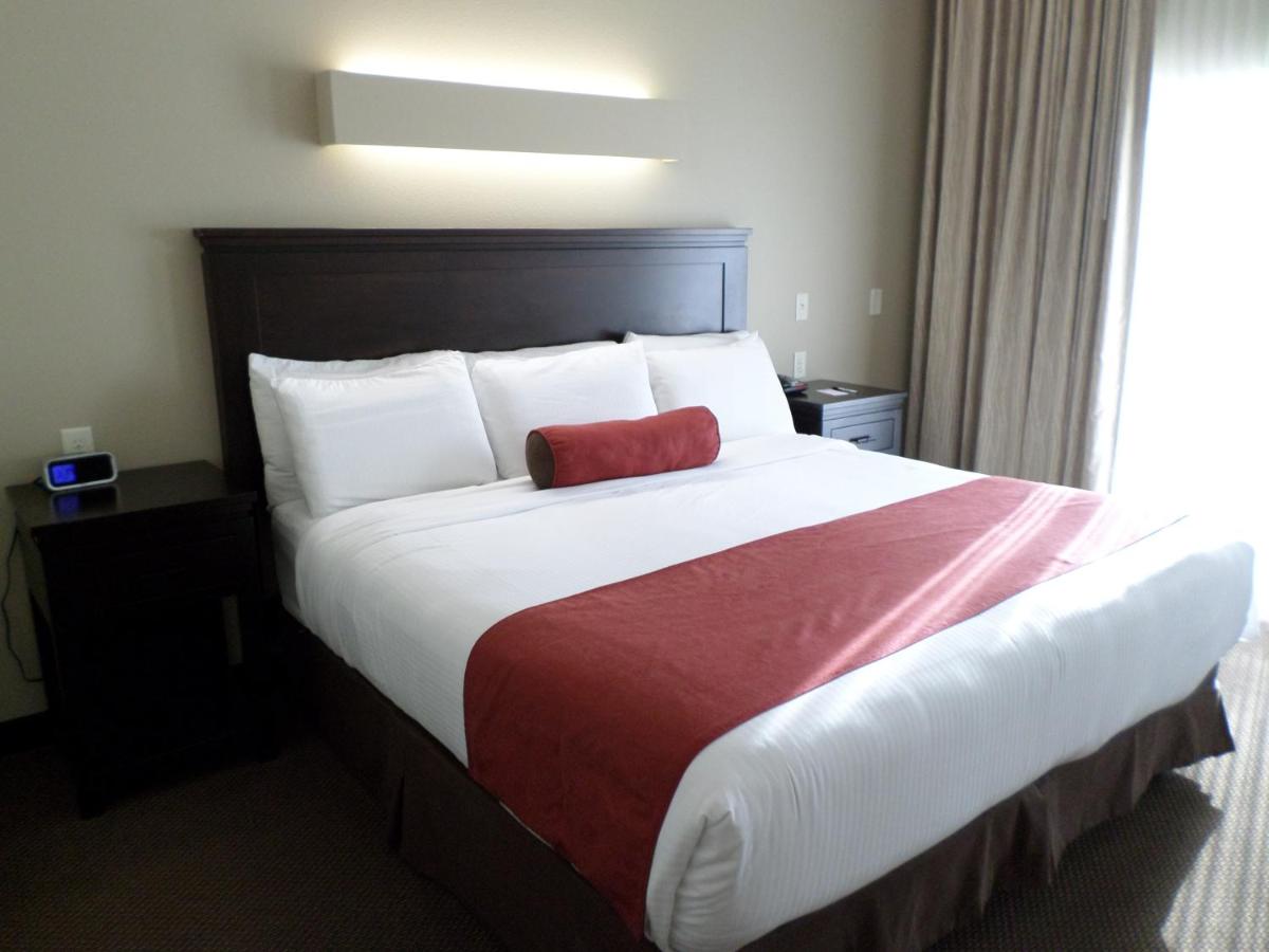 King Room at Berlin Grande Hotel