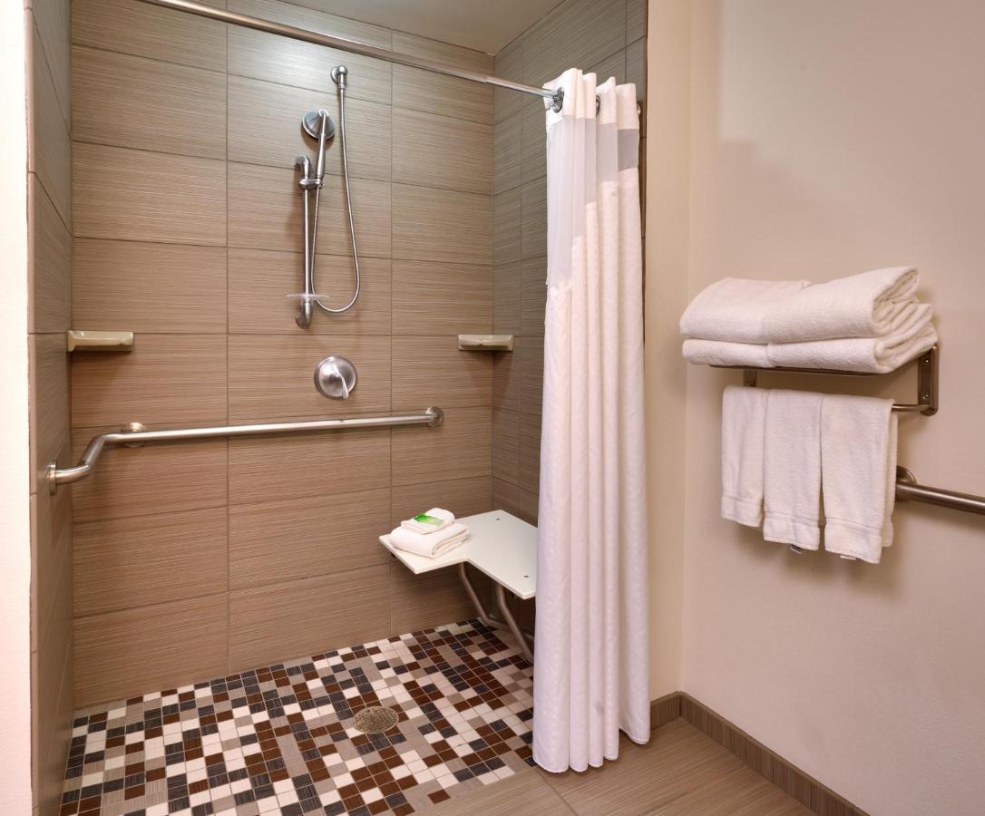 King Room - Mobility Access/Roll in Shower - Non-Smoking at Holiday Inn Express and Suites Overland Park by IHG