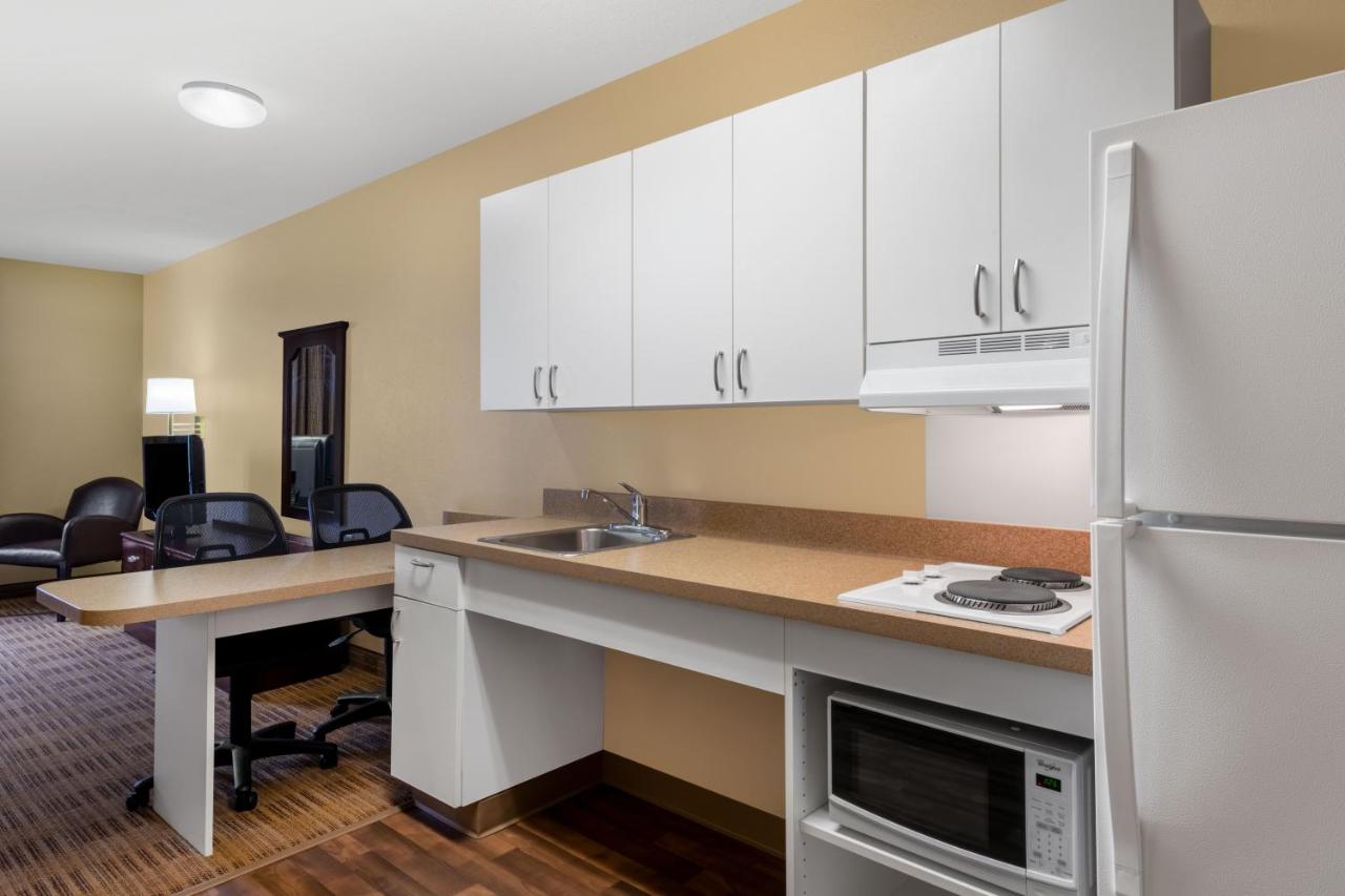 Studio with 2 Double Beds - Non-Smoking at Extended Stay America Suites Chicago Woodfield Mall
